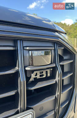 Внедорожник / Кроссовер Audi SQ8 2021 в 