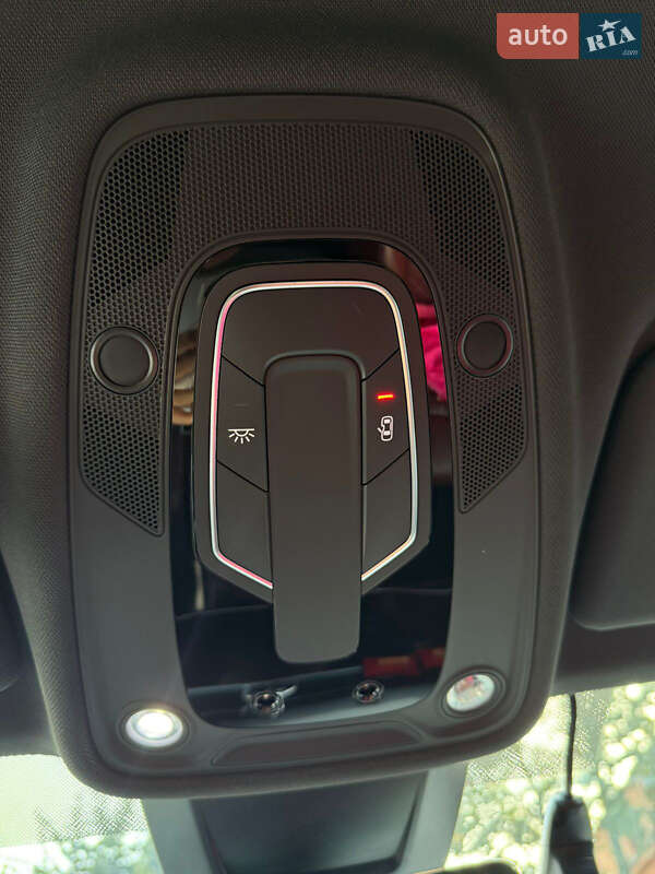 Внедорожник / Кроссовер Audi SQ8 2022 в Ивано-Франковске