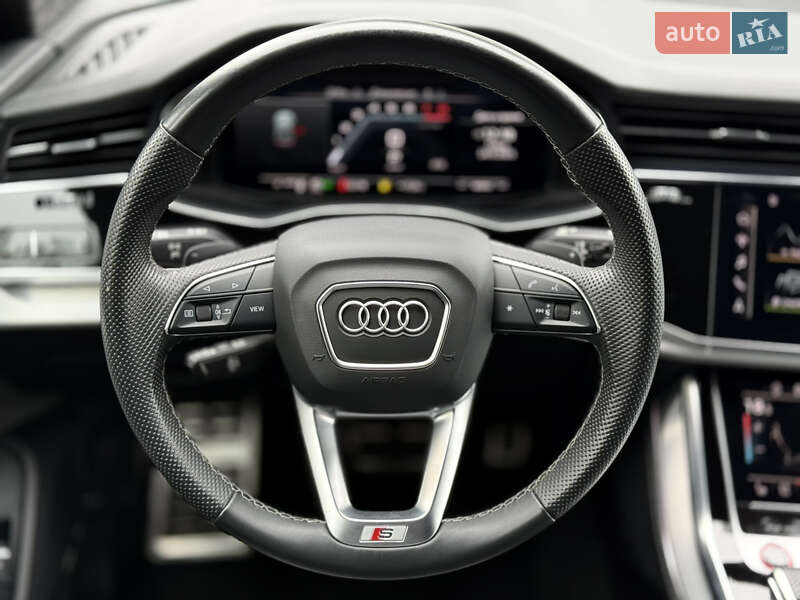 Внедорожник / Кроссовер Audi SQ8 2021 в Киеве