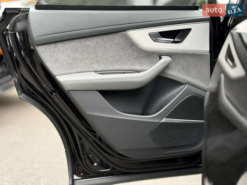 Внедорожник / Кроссовер Audi SQ8 2021 в Киеве