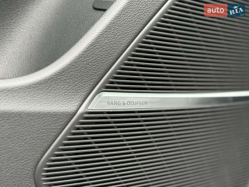Внедорожник / Кроссовер Audi SQ8 2021 в Киеве