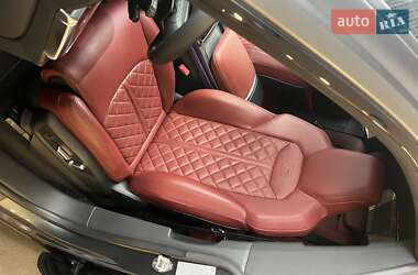 Внедорожник / Кроссовер Audi SQ8 2021 в 