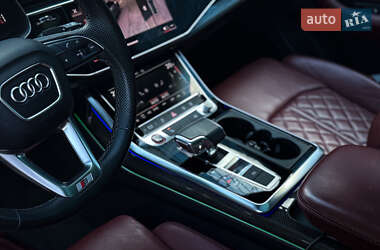 Внедорожник / Кроссовер Audi SQ8 2021 в 
