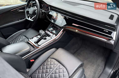 Внедорожник / Кроссовер Audi SQ8 2019 в 