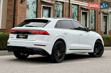 Внедорожник / Кроссовер Audi SQ8 2024 в 