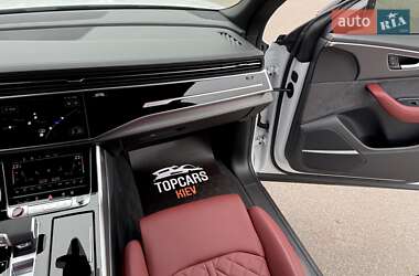 Внедорожник / Кроссовер Audi SQ8 2024 в 
