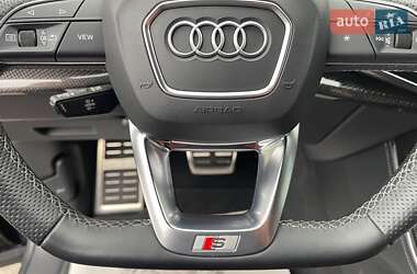 Внедорожник / Кроссовер Audi SQ8 2023 в 