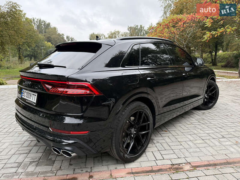 Внедорожник / Кроссовер Audi SQ8 2020 в Дрогобыче