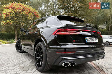 Внедорожник / Кроссовер Audi SQ8 2020 в 