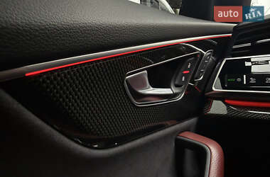 Внедорожник / Кроссовер Audi SQ8 2023 в 