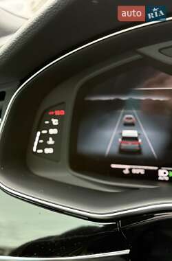 Внедорожник / Кроссовер Audi SQ8 2025 в 