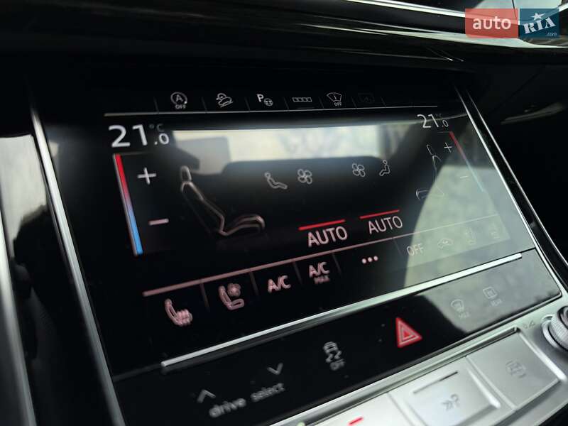 Внедорожник / Кроссовер Audi SQ8 2025 в Киеве