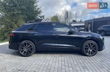 Позашляховик / Кросовер Audi SQ8 2021 в 