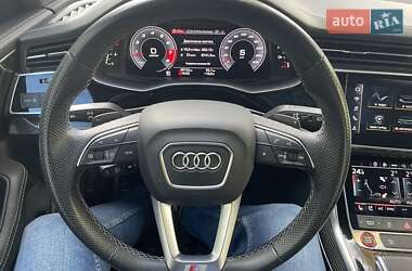 Позашляховик / Кросовер Audi SQ8 2021 в 