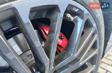 Внедорожник / Кроссовер Audi SQ8 2025 в  фото 17 Внедорожник / Кроссовер Audi SQ8 2025 в