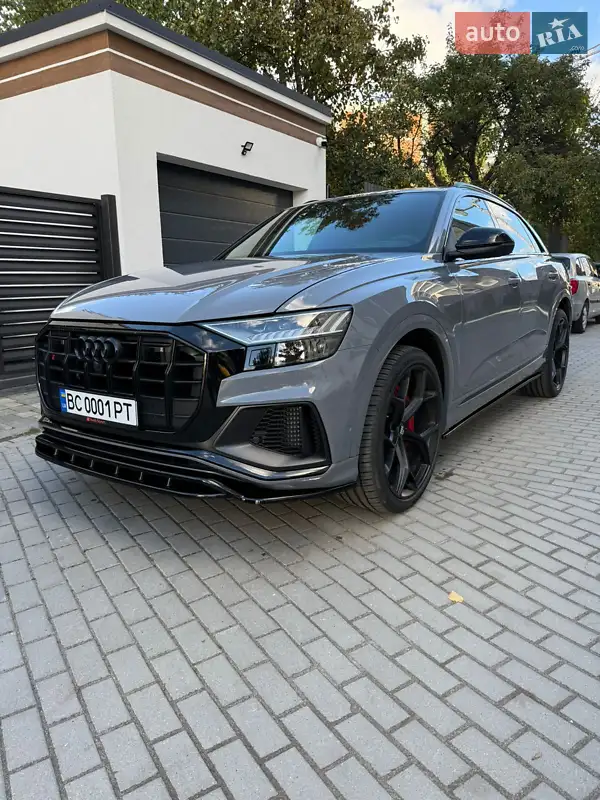 Audi SQ8
