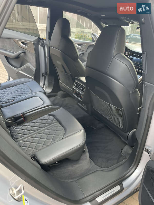 Внедорожник / Кроссовер Audi SQ8 2021 в Киеве