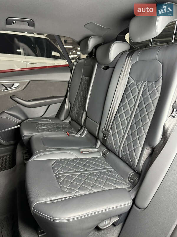Позашляховик / Кросовер Audi SQ8 2021 в Одесі