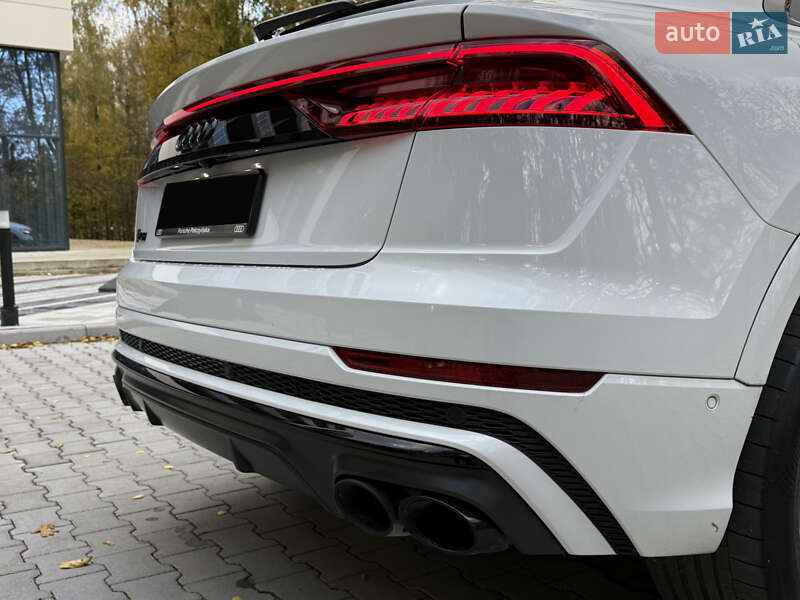 Внедорожник / Кроссовер Audi SQ8 2021 в Тернополе