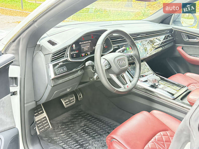 Внедорожник / Кроссовер Audi SQ8 2021 в Тернополе