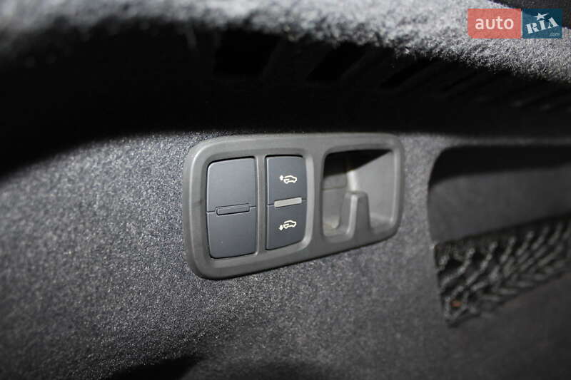 Внедорожник / Кроссовер Audi SQ8 2020 в Трускавце