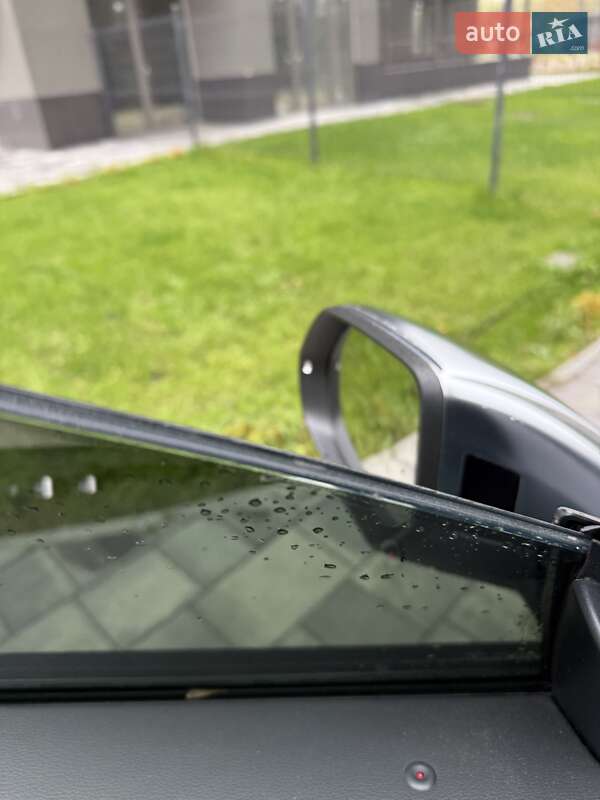 Позашляховик / Кросовер Audi SQ8 2025 в Києві фото 111 Позашляховик / Кросовер Audi SQ8 2025 в Києві