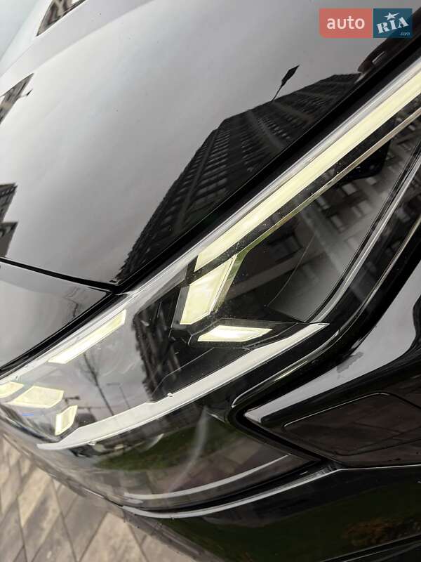 Позашляховик / Кросовер Audi SQ8 2025 в Києві фото 5 Позашляховик / Кросовер Audi SQ8 2025 в Києві