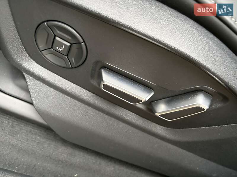 Позашляховик / Кросовер Audi SQ8 2025 в Києві фото 36 Позашляховик / Кросовер Audi SQ8 2025 в Києві