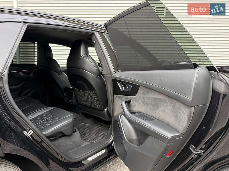 Позашляховик / Кросовер Audi SQ8 2019 в Рівному фото 43 Позашляховик / Кросовер Audi SQ8 2019 в Рівному