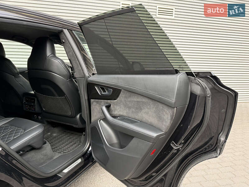 Позашляховик / Кросовер Audi SQ8 2019 в Рівному фото 45 Позашляховик / Кросовер Audi SQ8 2019 в Рівному