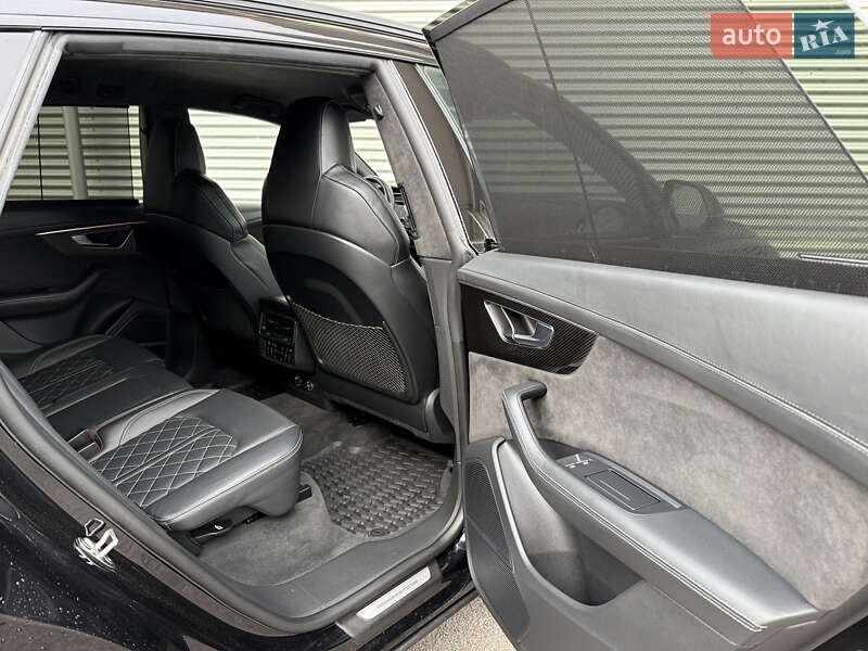 Позашляховик / Кросовер Audi SQ8 2019 в Рівному фото 50 Позашляховик / Кросовер Audi SQ8 2019 в Рівному