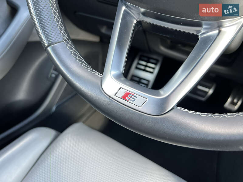 Позашляховик / Кросовер Audi SQ8 2020 в Львові