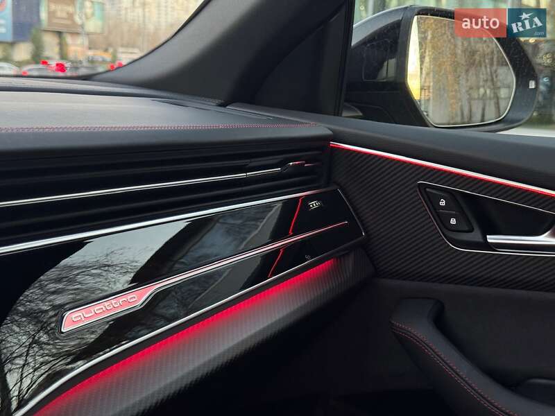 Позашляховик / Кросовер Audi SQ8 2024 в Києві