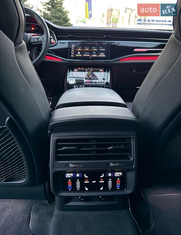 Позашляховик / Кросовер Audi SQ8 2024 в Києві