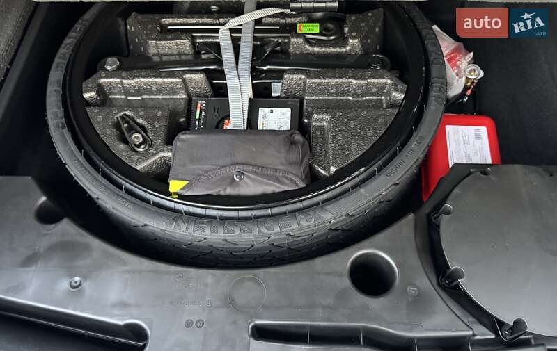 Позашляховик / Кросовер Audi SQ8 2024 в Києві