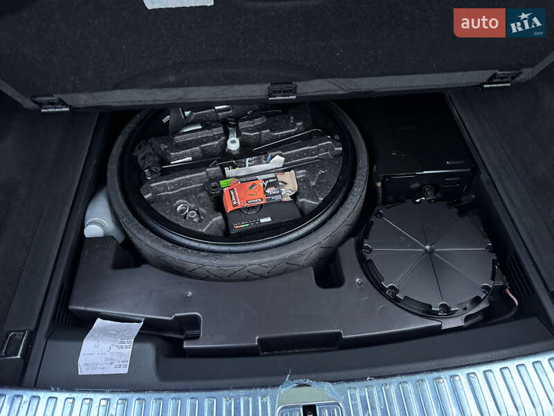 Внедорожник / Кроссовер Audi SQ8 2020 в Киеве