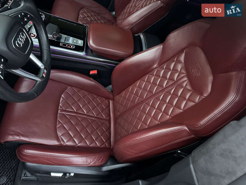 Внедорожник / Кроссовер Audi SQ8 2020 в Киеве