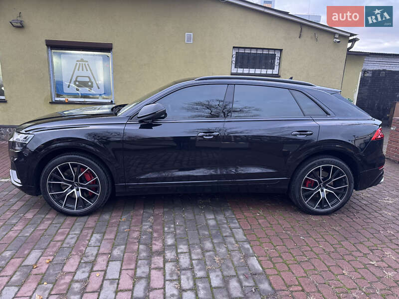 Внедорожник / Кроссовер Audi SQ8 2020 в Киеве