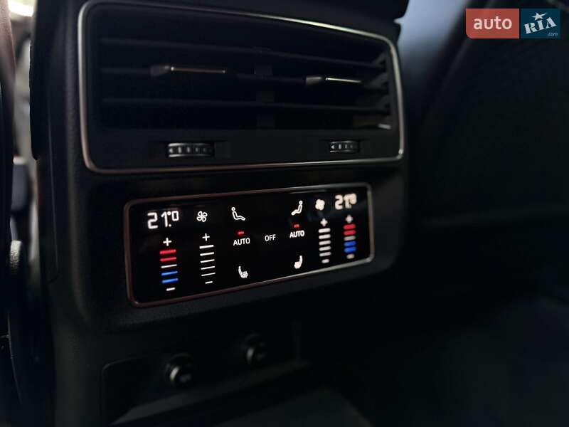 Внедорожник / Кроссовер Audi SQ8 2023 в Одессе