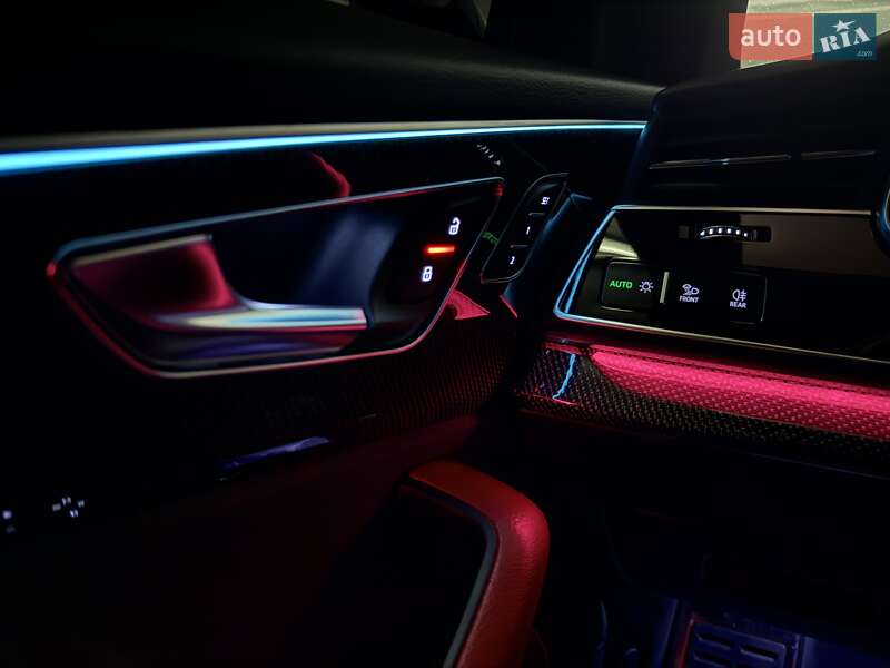 Внедорожник / Кроссовер Audi SQ8 2023 в Одессе