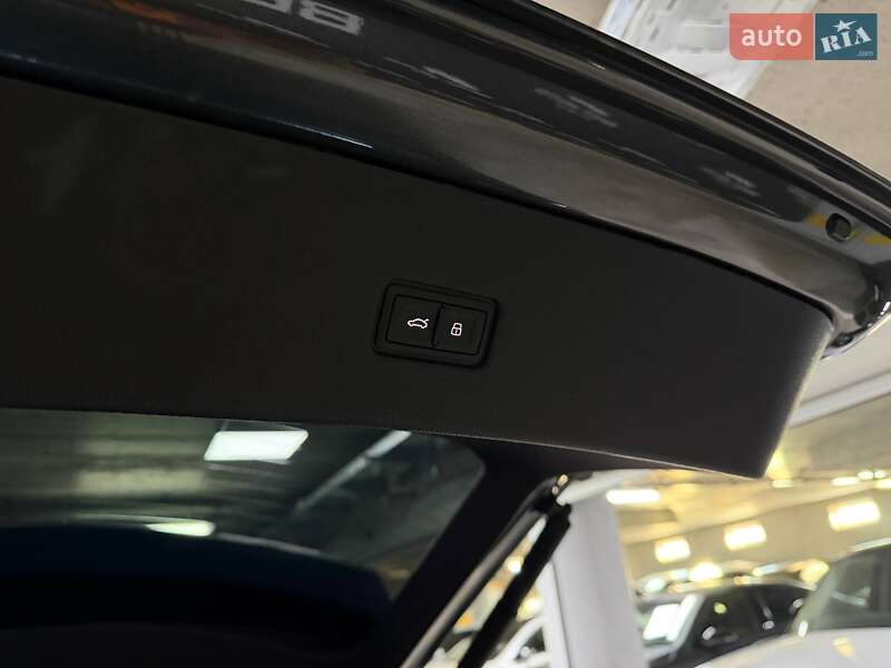 Позашляховик / Кросовер Audi SQ8 2024 в Києві фото 37 Позашляховик / Кросовер Audi SQ8 2024 в Києві