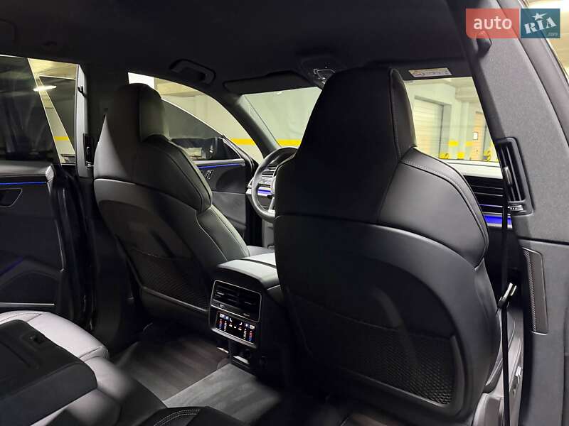 Позашляховик / Кросовер Audi SQ8 2024 в Києві фото 70 Позашляховик / Кросовер Audi SQ8 2024 в Києві