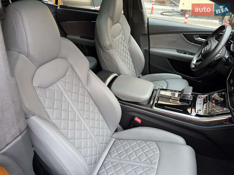 Внедорожник / Кроссовер Audi SQ8 2021 в Киеве
