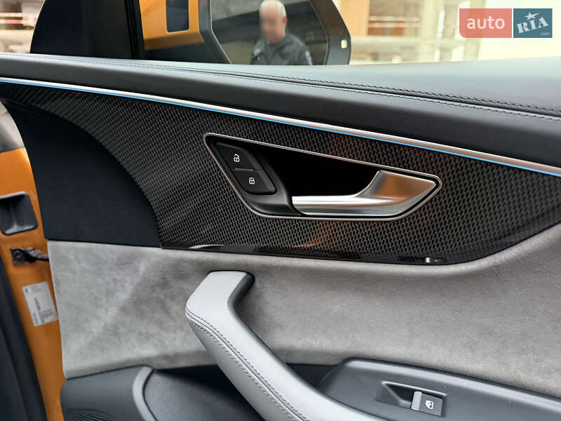 Внедорожник / Кроссовер Audi SQ8 2021 в Киеве