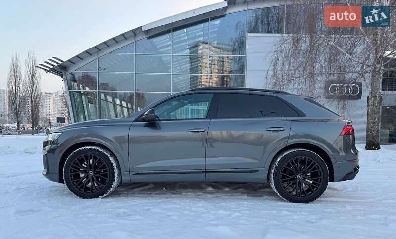 Внедорожник / Кроссовер Audi SQ8 2024 в Киеве