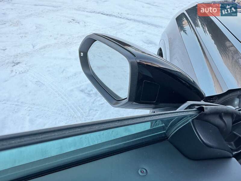 Внедорожник / Кроссовер Audi SQ8 2024 в Киеве