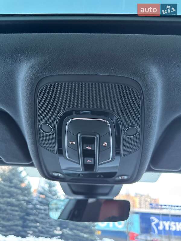 Внедорожник / Кроссовер Audi SQ8 2024 в Киеве