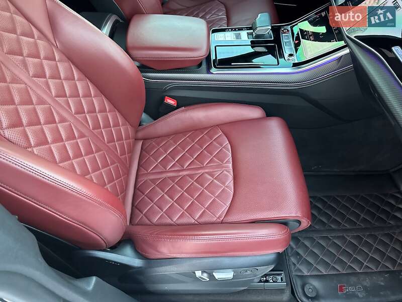 Внедорожник / Кроссовер Audi SQ8 2024 в Киеве