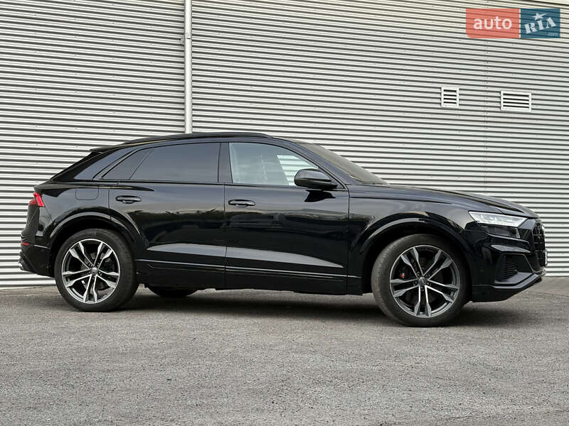 Внедорожник / Кроссовер Audi SQ8 2019 в Ровно
