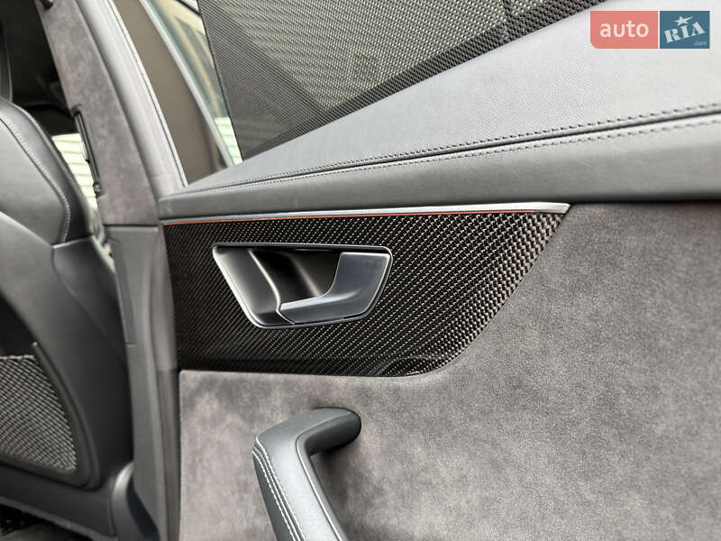 Внедорожник / Кроссовер Audi SQ8 2019 в Ровно